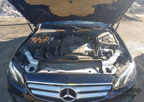 2019 Mercedes-Benz E 300 4Matic from USA, damaged, VIN WDDZF4KB8KA548777